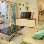 Appartement 4 Pièces - Cour Privative - Port De Nice