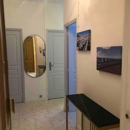 Apartment 4 Pieces - Cour Privative - Port De Nice
