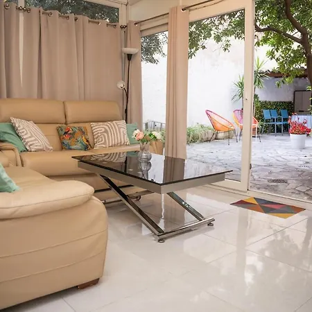 4 Pieces - Cour Privative - Port De Apartment *